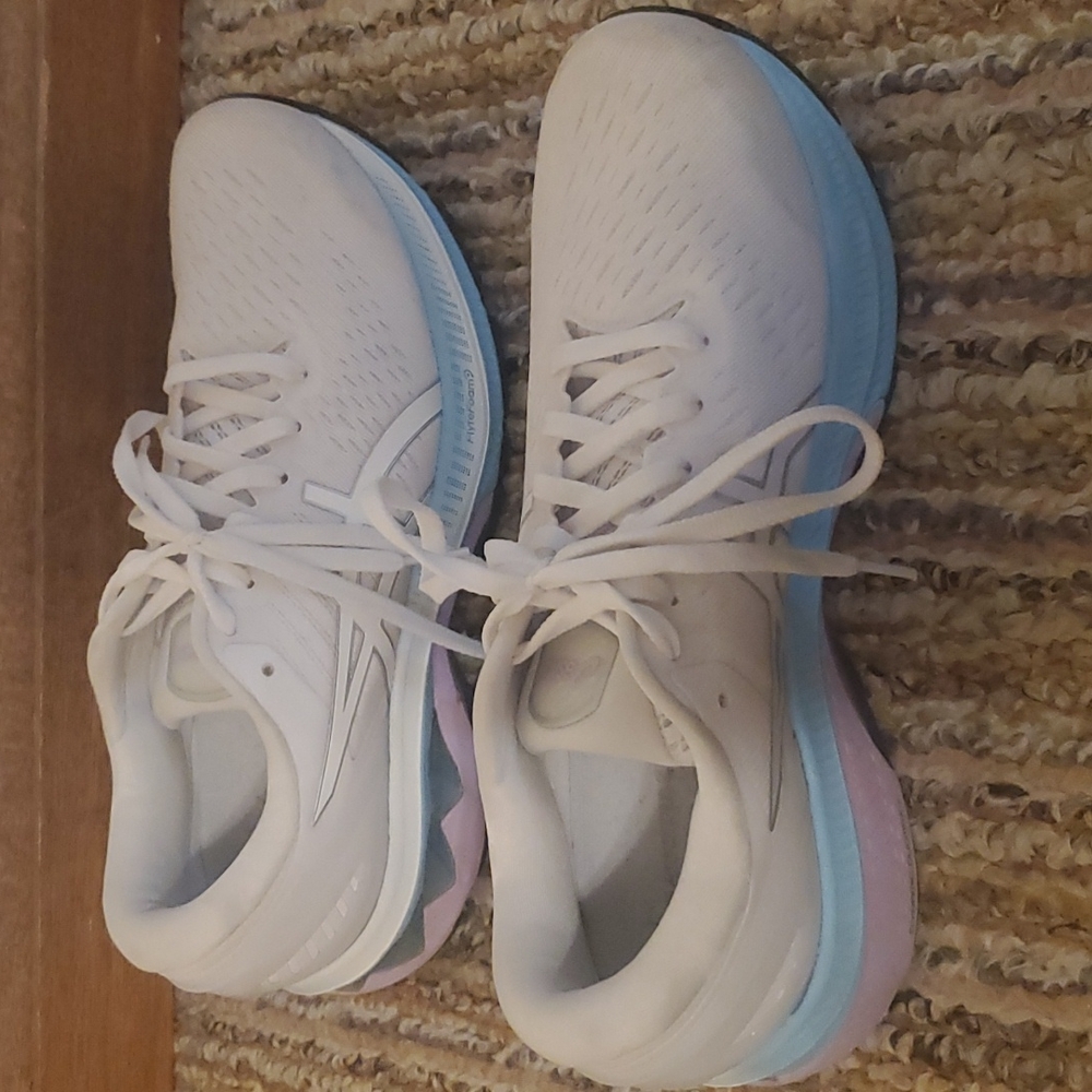 Asics Gel Kayano 27